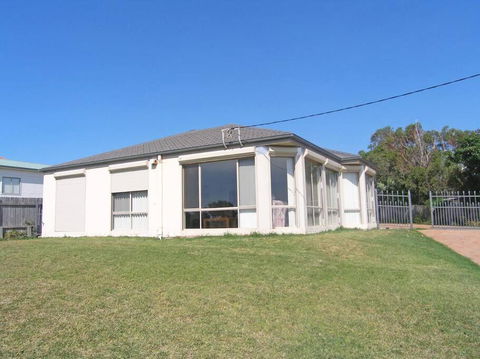 ORSO1O - Water View House - Tourism Noosa 0