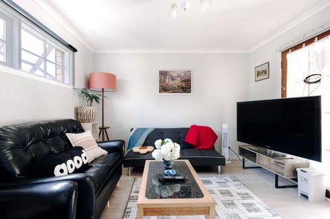 One-Bedroom Suite-Close To Beach And CBD - Tourism Noosa 1