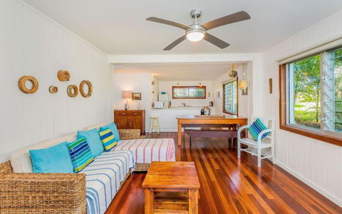 Pacifica 2 - Tourism Noosa 0