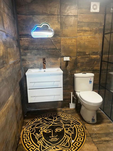 Palm Backpackers - Tourism Noosa 2