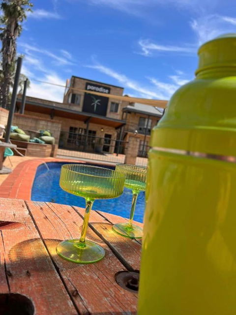 Paradise Palms - Tourism Noosa 1