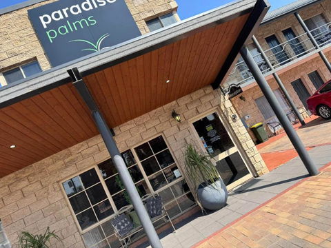 Paradise Palms - Tourism Noosa 3
