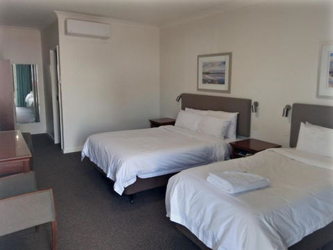 Pastoral Hotel Motel - Tourism Noosa 1