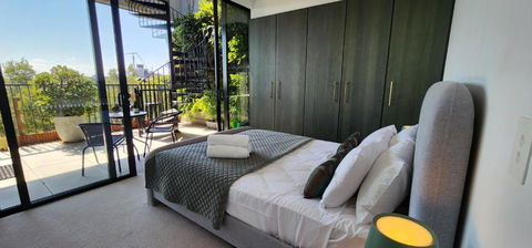 Penthouse Perfection With Private Rooftop Pool - Tourism Noosa 3