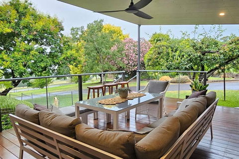 Perfect Country Home - Tourism Noosa 0