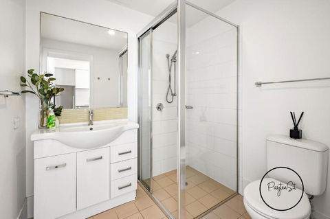 Perfect Penthouse - WiFi Included - Tourism Noosa 1