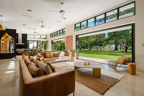 Pine Mountain - Tourism Noosa 1