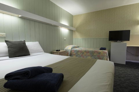 Pioneer Station Motor Inn - Tourism Noosa 3