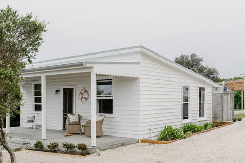 Port Cottage On The Great Ocean Road - Tourism Noosa 0