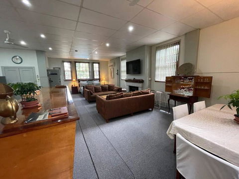 Post Office Boutique Accommodation - Tourism Noosa 3