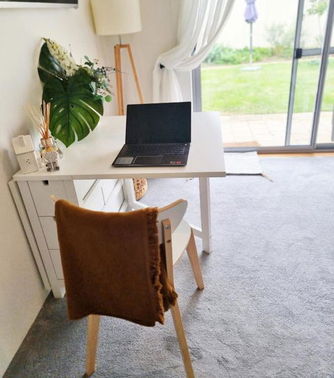 Queen Bed Apartment- No Sharing, Your Very Own Space - Tourism Noosa 3