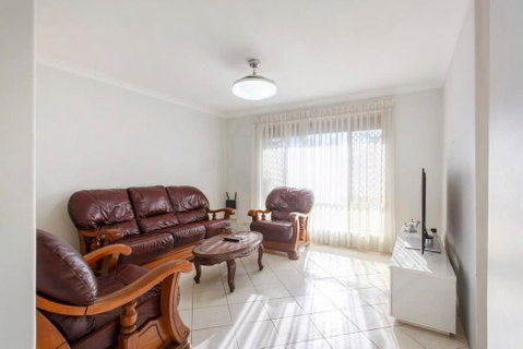 Private Room In St James - Tourism Noosa 1