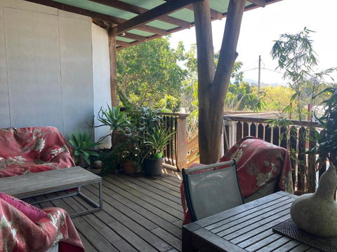 Potters Warehouse - Tourism Noosa 1
