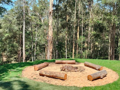Private Bush & Beach Retreat - Tourism Noosa 1
