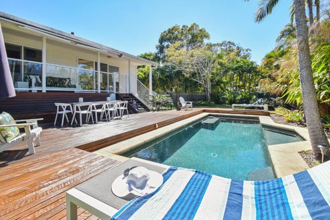 Pura Vida - Tourism Noosa 1