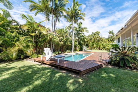 Pura Vida - Tourism Noosa 0