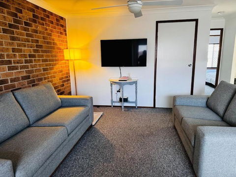 Quiet, 2bdrm Retreat In Tamworth - Tourism Noosa 0
