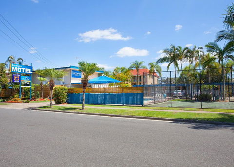 Raceways Motel - Tourism Noosa 1