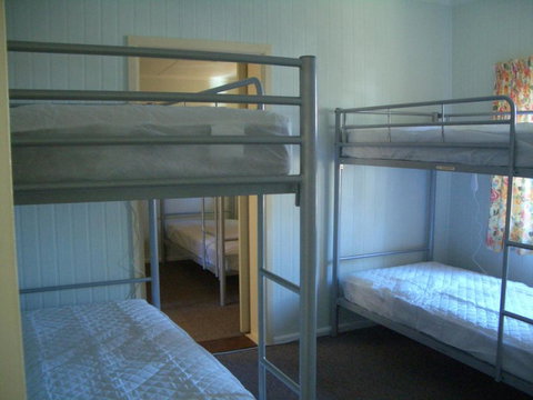Rainbow Pines Tourist Caravan Park - Tourism Noosa 1
