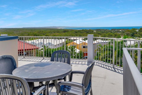 Rainbow Towers 2 Rainbow Beach - Tourism Noosa 0
