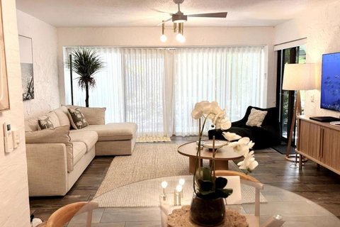 Rainforest Paradise In The Palms - Tourism Noosa 0