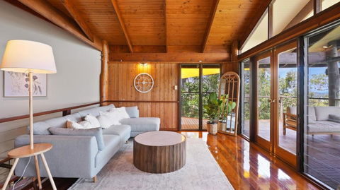Rainforest Treehouse Sanctuary - With Ocean Views - Tourism Noosa 3