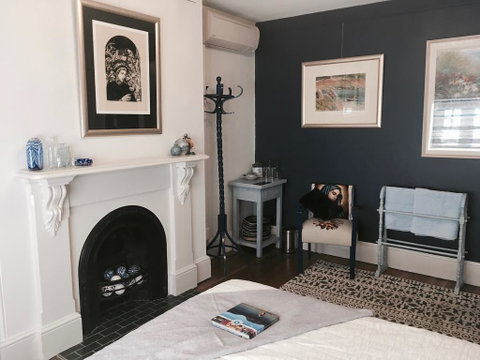 Assemblage Boutique Art B & B - Tourism Noosa 2