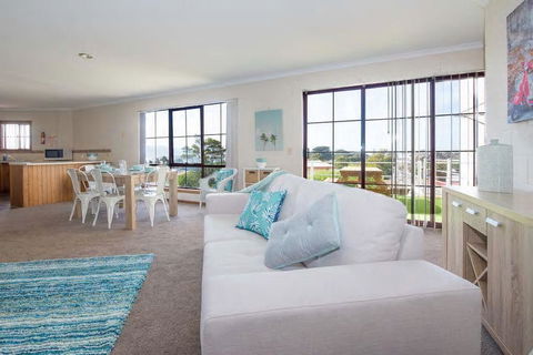 Astro Place - Tourism Noosa 1