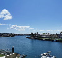 Attached Self Service Waterfront Whole Villa - Sydney - Tourism Noosa