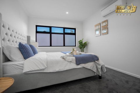 AU.JOY 3 Bed Townhouse Burwood 3 - Tourism Noosa 0