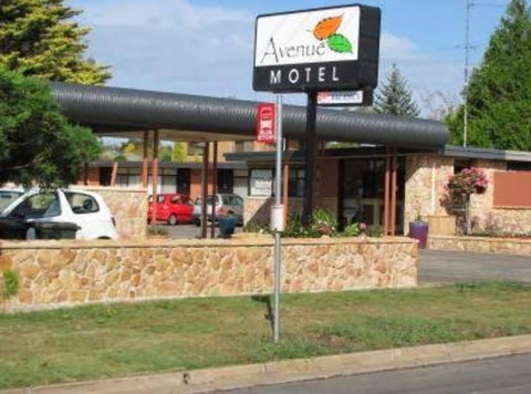 Avenue Motel - Tourism Noosa 0