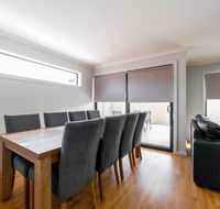 Averys Retreat - Tourism Noosa
