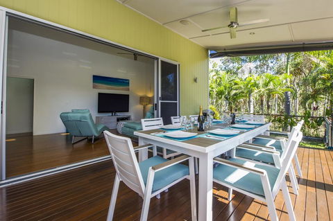 Azur Villa - Tourism Noosa 1