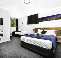 Bald Hills Motel - Tourism Noosa