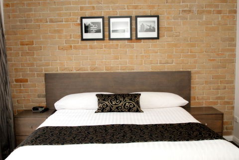 Banna Suites Apartments - Tourism Noosa 0