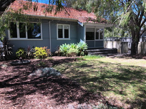 Barefoot Beach Cottage - Busselton - Tourism Noosa 3