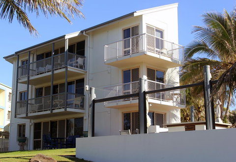 Bargara Shoreline Apartments - Tourism Noosa 0