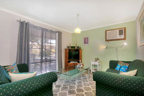 Barossa Country Cottages - Tourism Noosa 3