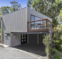 Bay Views Lorne - Tourism Noosa