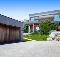 Bay Vista - Amazing Bay Views with the beach at your doorstop - Tourism Noosa