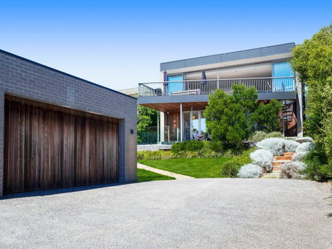 Bay Vista - Amazing Bay Views With The Beach At Your Doorstop! - Tourism Noosa 0