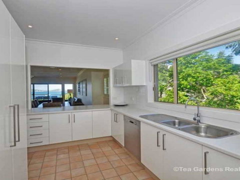 Bays Edge - Tourism Noosa 3