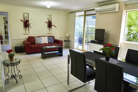 Bayview Beach Holiday Apartments - Tourism Noosa 3