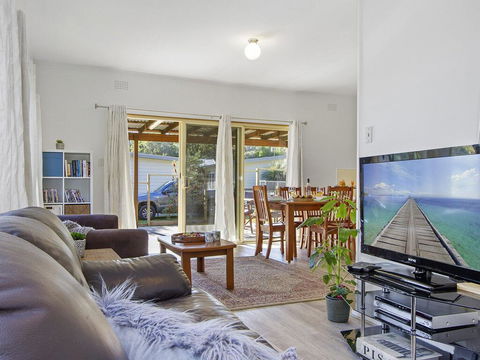 Beach Escape @ Currarong - Basic Family Accommodation - Tourism Noosa 0