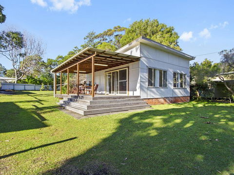 Beach Escape @ Currarong - Basic Family Accommodation - Tourism Noosa 3