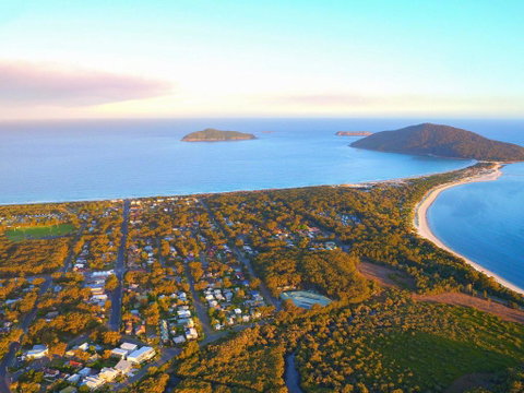 Beach Haven - Tourism Noosa 1