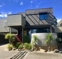 Beach Retreat Townhouse - Tourism Noosa