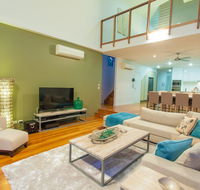 Beach Road Holiday Homes - Tourism Noosa