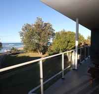 BEACHFRONT 3- 3/12 Bundella Ave LC - Tourism Noosa