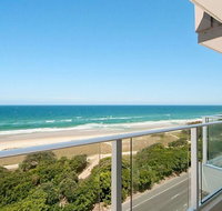 Beachfront Apt Main Beach - Tourism Noosa